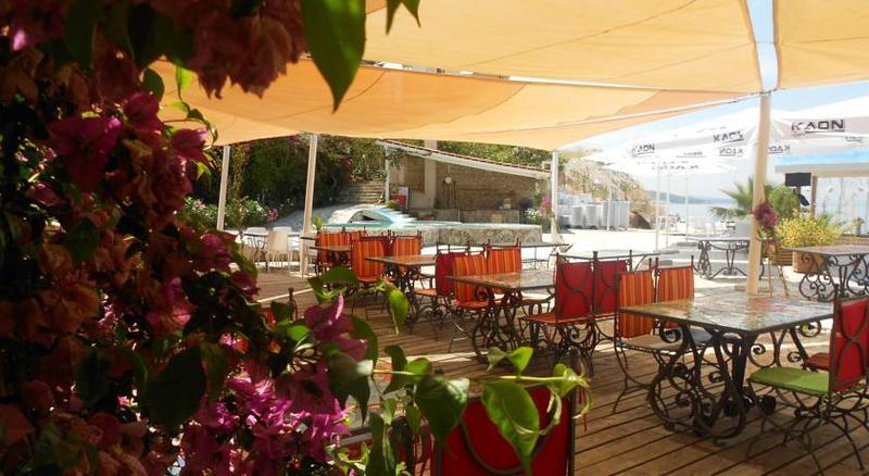 Bougainville Bay Apartments Sarandë Buitenkant foto